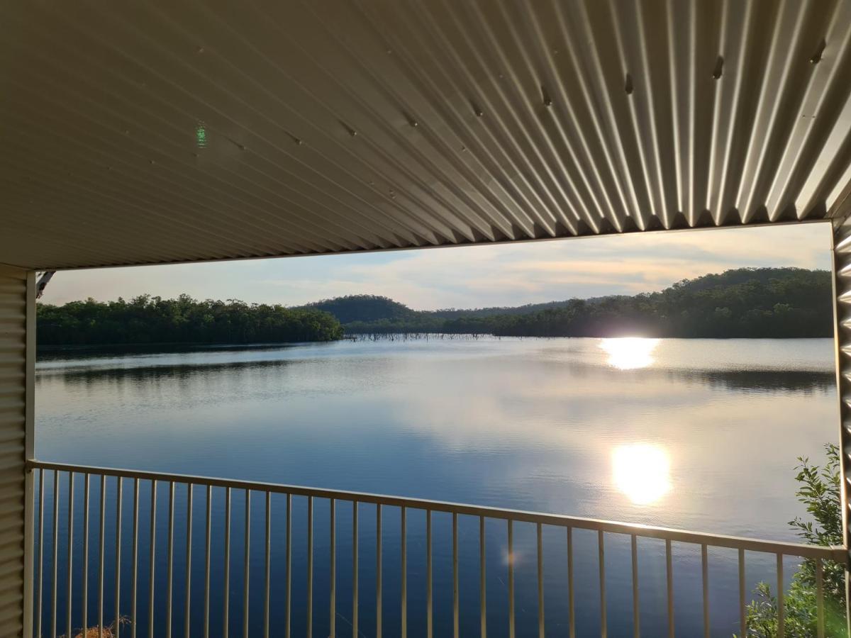 De Lago Resort On Lake Bennett Exteriör bild